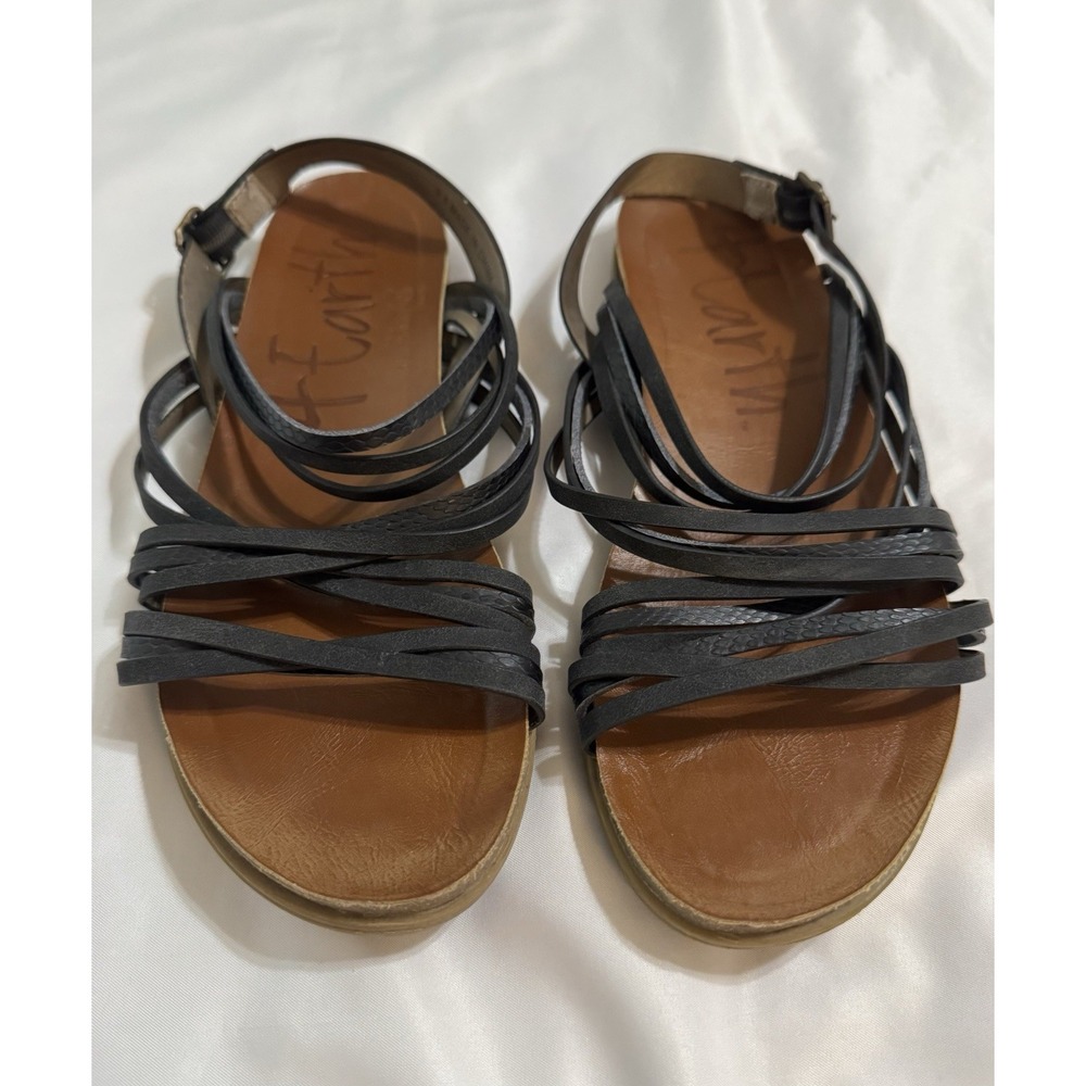 Blowfish Malibu 4-Earth Black 9.5 Sandals Strappy Comfort Beach Boho Hippie